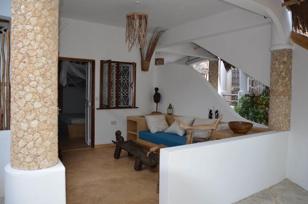 Zawadi Residence Ватаму Стая снимка