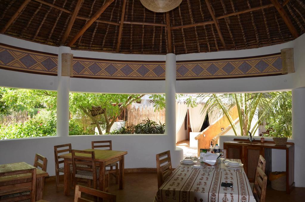 Zawadi Residence Ватаму Екстериор снимка