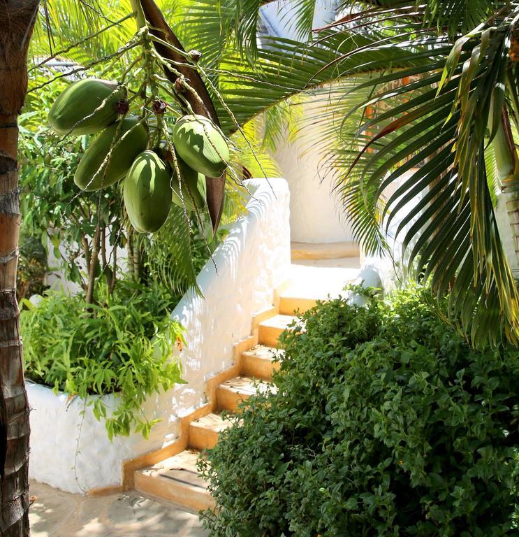 Zawadi Residence Ватаму Екстериор снимка