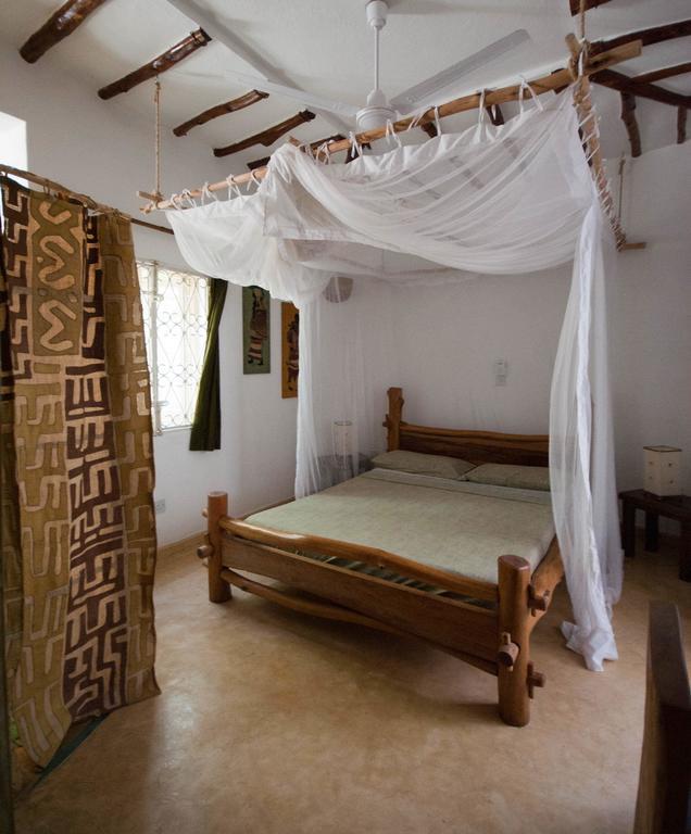 Zawadi Residence Ватаму Стая снимка