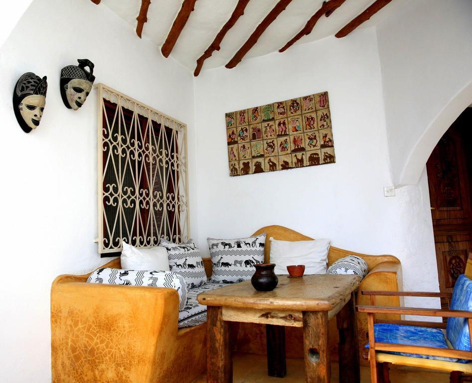 Zawadi Residence Ватаму Стая снимка