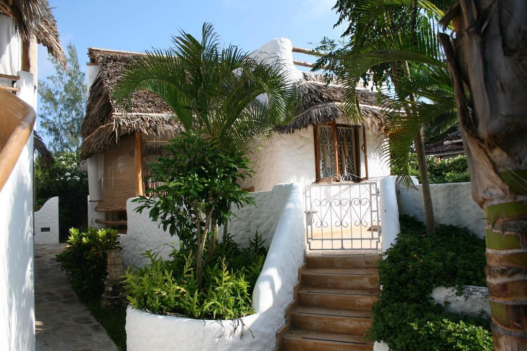 Zawadi Residence Ватаму Стая снимка