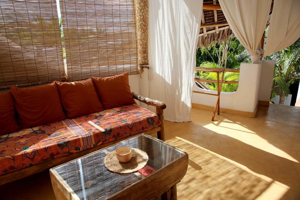 Zawadi Residence Ватаму Стая снимка
