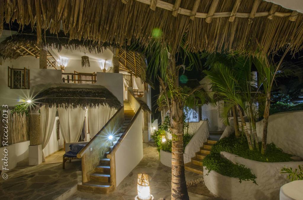 Zawadi Residence Ватаму Екстериор снимка